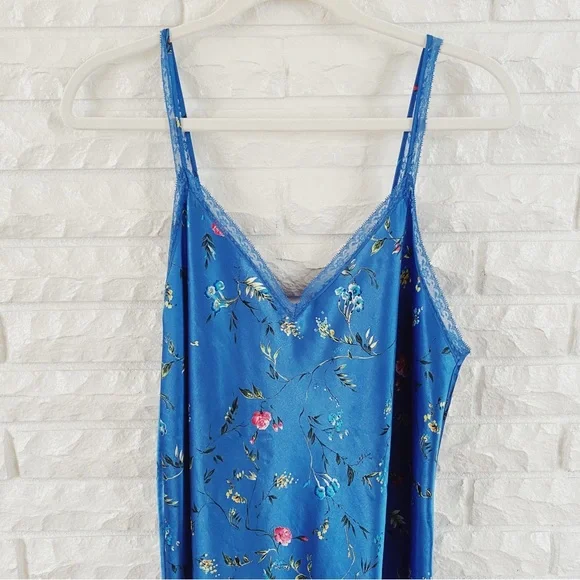 Oscar de la Renta Pink Label Nightgown - Picture 2 of 5